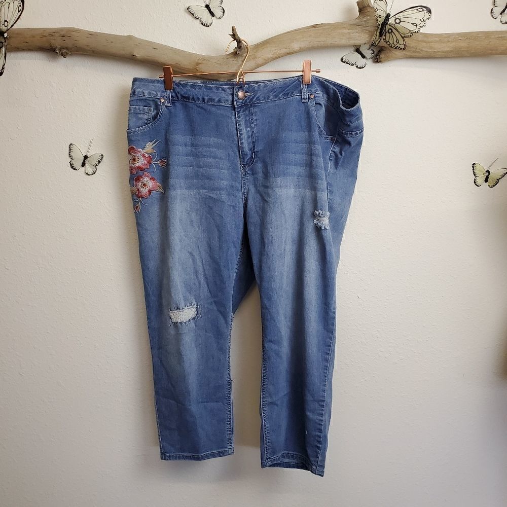 Avenue cropped distressed embroidered denim